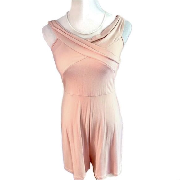 NWT ASOS Blush Pink Surplice Romper Sz 6 - Picture 1 of 5
